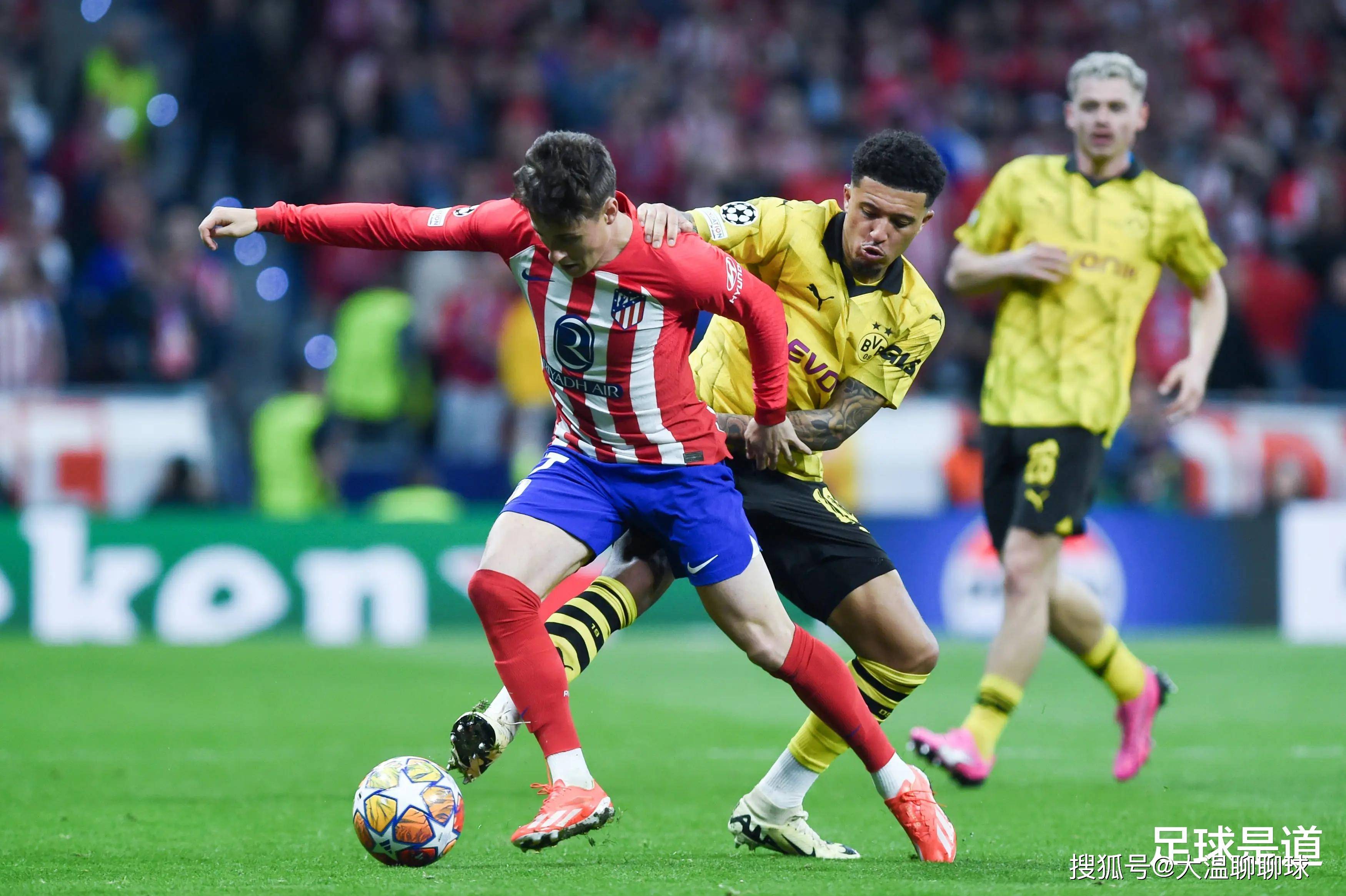 西甲精彩攻防双线,表现突出的球员赢得掌声的简单介绍 西甲精彩攻防双线,表现突出的球员赢得掌声的简单介绍