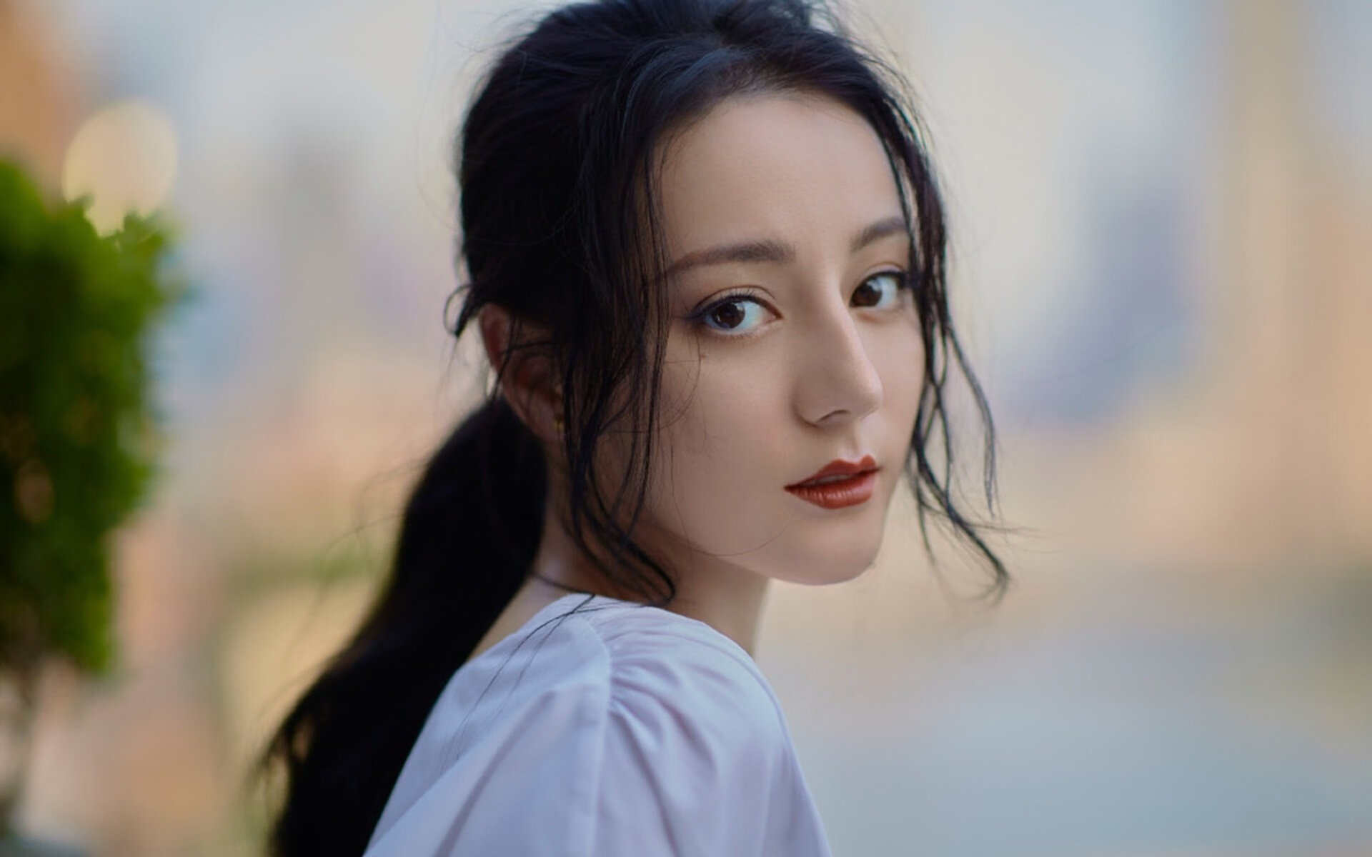 上海、山东、海南等地推动中小学生游泳教育普及工作,提升青少年体育素养