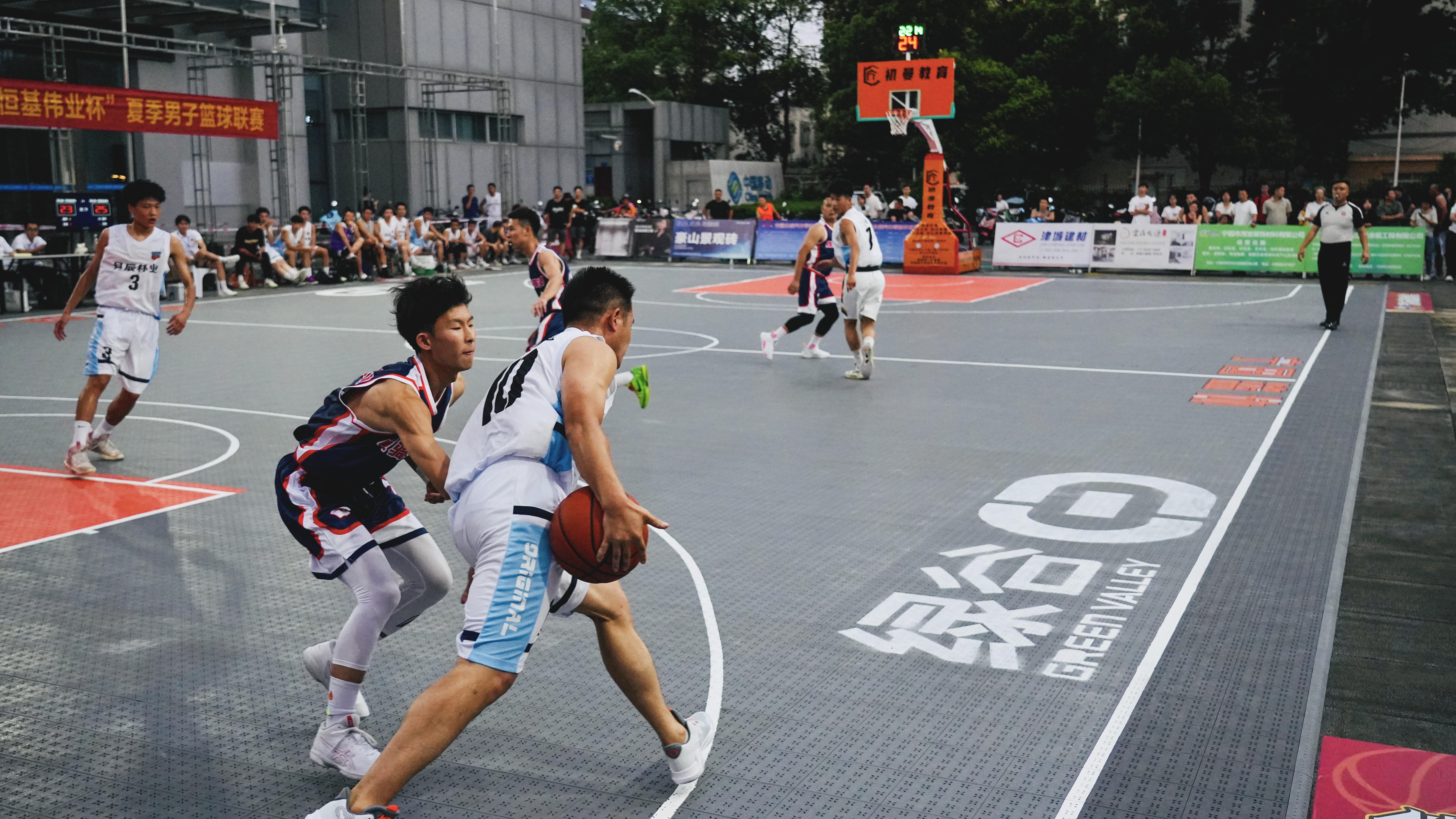 开云体育：篮球公益：用篮球传递希望，帮助更多孩子实现梦想的简单介绍