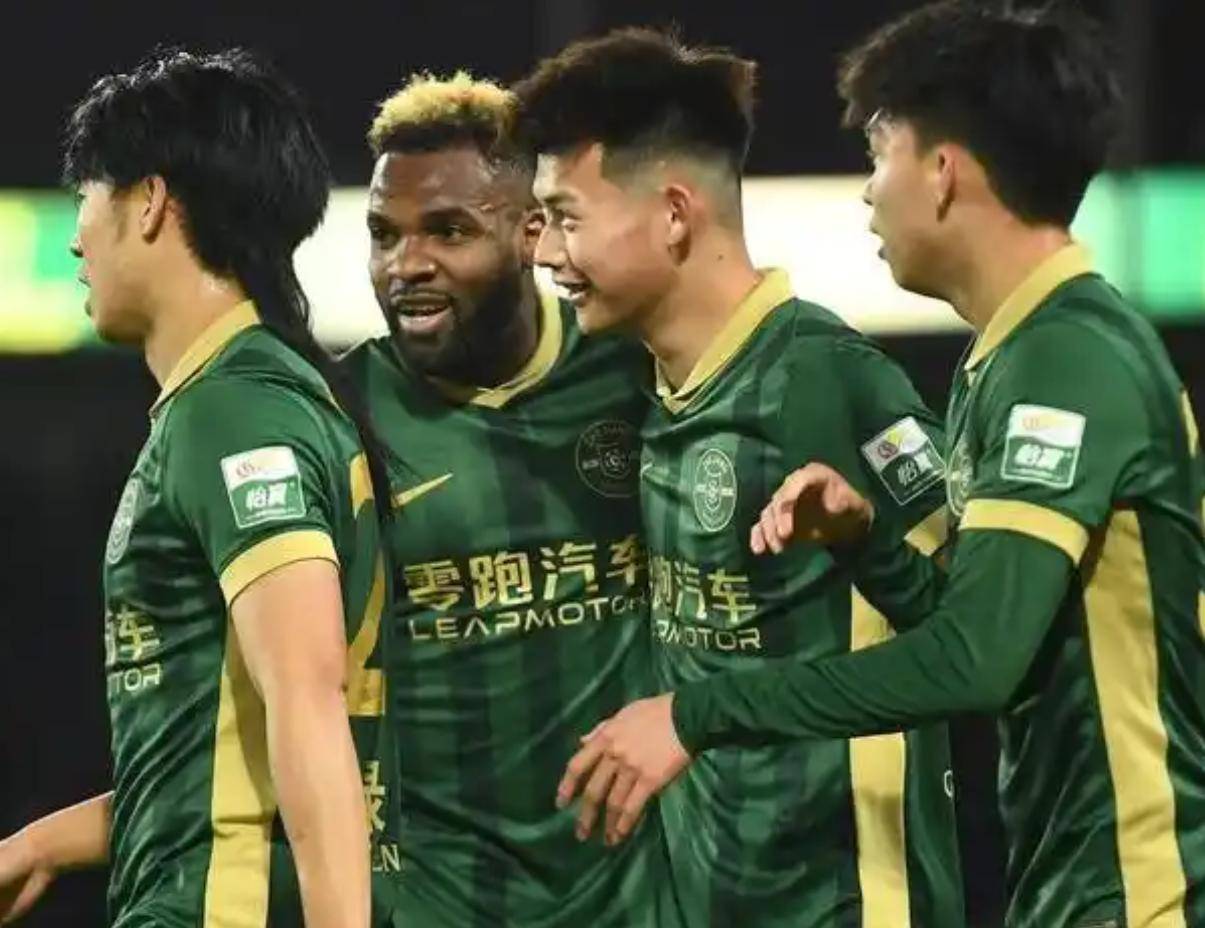 开云体育：中超外援政策调整，本土球员迎来新挑战的简单介绍